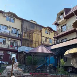 КӘУСАР БҰЛАҚ