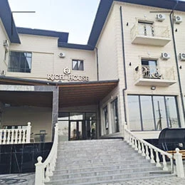 Rich House шипажайы